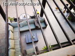 [P06] O privire în jos de la balconul nostru, spre zona de relaxare aferentă camerelor de la parter » foto by crismis
 - 
<span class="allrVoted glyphicon glyphicon-heart hidden" id="av1190384"></span>
<a class="m-l-10 hidden" id="sv1190384" onclick="voting_Foto_DelVot(,1190384,26574)" role="button">șterge vot <span class="glyphicon glyphicon-remove"></span></a>
<a id="v91190384" class=" c-red"  onclick="voting_Foto_SetVot(1190384)" role="button"><span class="glyphicon glyphicon-heart-empty"></span> <b>LIKE</b> = Votează poza</a> <img class="hidden"  id="f1190384W9" src="/imagini/loader.gif" border="0" /><span class="AjErrMes hidden" id="e1190384ErM"></span>