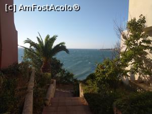 [P32] &Icirc;ntre corpurile de clădiri, erau trepte spre mare. » foto by maryka
 - 
<span class="allrVoted glyphicon glyphicon-heart hidden" id="av1190636"></span>
<a class="m-l-10 hidden" id="sv1190636" onclick="voting_Foto_DelVot(,1190636,26577)" role="button">șterge vot <span class="glyphicon glyphicon-remove"></span></a>
<a id="v91190636" class=" c-red"  onclick="voting_Foto_SetVot(1190636)" role="button"><span class="glyphicon glyphicon-heart-empty"></span> <b>LIKE</b> = Votează poza</a> <img class="hidden"  id="f1190636W9" src="/imagini/loader.gif" border="0" /><span class="AjErrMes hidden" id="e1190636ErM"></span>