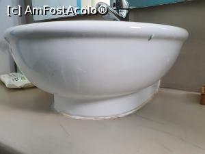 [P13] pasta de dinti pe minuscula chiuveta » foto by mariea
 - 
<span class="allrVoted glyphicon glyphicon-heart hidden" id="av1193874"></span>
<a class="m-l-10 hidden" id="sv1193874" onclick="voting_Foto_DelVot(,1193874,26599)" role="button">șterge vot <span class="glyphicon glyphicon-remove"></span></a>
<a id="v91193874" class=" c-red"  onclick="voting_Foto_SetVot(1193874)" role="button"><span class="glyphicon glyphicon-heart-empty"></span> <b>LIKE</b> = Votează poza</a> <img class="hidden"  id="f1193874W9" src="/imagini/loader.gif" border="0" /><span class="AjErrMes hidden" id="e1193874ErM"></span>