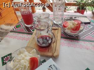 [P24] Punct Gastronomic Local Scărița - Belioara,lângă Rezervația Scărița-Belioara, jud. Cluj, vișinată, palincă, suc » foto by Dana2008
 - 
<span class="allrVoted glyphicon glyphicon-heart hidden" id="av1196252"></span>
<a class="m-l-10 hidden" id="sv1196252" onclick="voting_Foto_DelVot(,1196252,26614)" role="button">șterge vot <span class="glyphicon glyphicon-remove"></span></a>
<a id="v91196252" class=" c-red"  onclick="voting_Foto_SetVot(1196252)" role="button"><span class="glyphicon glyphicon-heart-empty"></span> <b>LIKE</b> = Votează poza</a> <img class="hidden"  id="f1196252W9" src="/imagini/loader.gif" border="0" /><span class="AjErrMes hidden" id="e1196252ErM"></span>