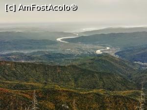 [P24] Valea Oltului și culmile impădurite » foto by Mika
 - 
<span class="allrVoted glyphicon glyphicon-heart hidden" id="av1198864"></span>
<a class="m-l-10 hidden" id="sv1198864" onclick="voting_Foto_DelVot(,1198864,26627)" role="button">șterge vot <span class="glyphicon glyphicon-remove"></span></a>
<a id="v91198864" class=" c-red"  onclick="voting_Foto_SetVot(1198864)" role="button"><span class="glyphicon glyphicon-heart-empty"></span> <b>LIKE</b> = Votează poza</a> <img class="hidden"  id="f1198864W9" src="/imagini/loader.gif" border="0" /><span class="AjErrMes hidden" id="e1198864ErM"></span>