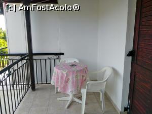 [P4x] Vila Ketty - balconul camerei » foto by calator2000
 - 
<span class="allrVoted glyphicon glyphicon-heart hidden" id="av1301226"></span>
<a class="m-l-10 hidden" id="sv1301226" onclick="voting_Foto_DelVot(,1301226,26628)" role="button">șterge vot <span class="glyphicon glyphicon-remove"></span></a>
<a id="v91301226" class=" c-red"  onclick="voting_Foto_SetVot(1301226)" role="button"><span class="glyphicon glyphicon-heart-empty"></span> <b>LIKE</b> = Votează poza</a> <img class="hidden"  id="f1301226W9" src="/imagini/loader.gif" border="0" /><span class="AjErrMes hidden" id="e1301226ErM"></span>