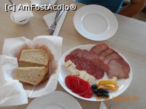 [P12] mezelurile de la micul dejun » foto by zlatna
 - 
<span class="allrVoted glyphicon glyphicon-heart hidden" id="av1203845"></span>
<a class="m-l-10 hidden" id="sv1203845" onclick="voting_Foto_DelVot(,1203845,26656)" role="button">șterge vot <span class="glyphicon glyphicon-remove"></span></a>
<a id="v91203845" class=" c-red"  onclick="voting_Foto_SetVot(1203845)" role="button"><span class="glyphicon glyphicon-heart-empty"></span> <b>LIKE</b> = Votează poza</a> <img class="hidden"  id="f1203845W9" src="/imagini/loader.gif" border="0" /><span class="AjErrMes hidden" id="e1203845ErM"></span>