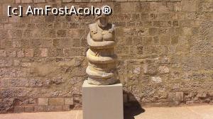 [P03] Statuia unui soldat incolacit de un sarpe. » foto by ovidiuyepi
 - 
<span class="allrVoted glyphicon glyphicon-heart hidden" id="av1205999"></span>
<a class="m-l-10 hidden" id="sv1205999" onclick="voting_Foto_DelVot(,1205999,26663)" role="button">șterge vot <span class="glyphicon glyphicon-remove"></span></a>
<a id="v91205999" class=" c-red"  onclick="voting_Foto_SetVot(1205999)" role="button"><span class="glyphicon glyphicon-heart-empty"></span> <b>LIKE</b> = Votează poza</a> <img class="hidden"  id="f1205999W9" src="/imagini/loader.gif" border="0" /><span class="AjErrMes hidden" id="e1205999ErM"></span>
