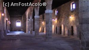 [P05] ,,Marea Sala” care a fost folosita drept infirmerie de catre ,,Spitalul Cavalerilor Ioaniti”. Este taiata in doua de un sir de coloane. » foto by ovidiuyepi
 - 
<span class="allrVoted glyphicon glyphicon-heart hidden" id="av1206001"></span>
<a class="m-l-10 hidden" id="sv1206001" onclick="voting_Foto_DelVot(,1206001,26663)" role="button">șterge vot <span class="glyphicon glyphicon-remove"></span></a>
<a id="v91206001" class=" c-red"  onclick="voting_Foto_SetVot(1206001)" role="button"><span class="glyphicon glyphicon-heart-empty"></span> <b>LIKE</b> = Votează poza</a> <img class="hidden"  id="f1206001W9" src="/imagini/loader.gif" border="0" /><span class="AjErrMes hidden" id="e1206001ErM"></span>