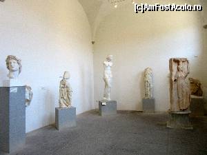 [P35] Sala cu sculpturi celebre » foto by Michi
 - 
<span class="allrVoted glyphicon glyphicon-heart hidden" id="av625727"></span>
<a class="m-l-10 hidden" id="sv625727" onclick="voting_Foto_DelVot(,625727,26663)" role="button">șterge vot <span class="glyphicon glyphicon-remove"></span></a>
<a id="v9625727" class=" c-red"  onclick="voting_Foto_SetVot(625727)" role="button"><span class="glyphicon glyphicon-heart-empty"></span> <b>LIKE</b> = Votează poza</a> <img class="hidden"  id="f625727W9" src="/imagini/loader.gif" border="0" /><span class="AjErrMes hidden" id="e625727ErM"></span>