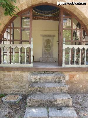[P40] Altar în grădina muzeului » foto by Michi
 - 
<span class="allrVoted glyphicon glyphicon-heart hidden" id="av625732"></span>
<a class="m-l-10 hidden" id="sv625732" onclick="voting_Foto_DelVot(,625732,26663)" role="button">șterge vot <span class="glyphicon glyphicon-remove"></span></a>
<a id="v9625732" class=" c-red"  onclick="voting_Foto_SetVot(625732)" role="button"><span class="glyphicon glyphicon-heart-empty"></span> <b>LIKE</b> = Votează poza</a> <img class="hidden"  id="f625732W9" src="/imagini/loader.gif" border="0" /><span class="AjErrMes hidden" id="e625732ErM"></span>