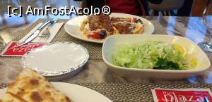 [P43] Kebap cu iaurt, salată şi künefe acoperit » foto by irinad
 - 
<span class="allrVoted glyphicon glyphicon-heart hidden" id="av1207603"></span>
<a class="m-l-10 hidden" id="sv1207603" onclick="voting_Foto_DelVot(,1207603,26677)" role="button">șterge vot <span class="glyphicon glyphicon-remove"></span></a>
<a id="v91207603" class=" c-red"  onclick="voting_Foto_SetVot(1207603)" role="button"><span class="glyphicon glyphicon-heart-empty"></span> <b>LIKE</b> = Votează poza</a> <img class="hidden"  id="f1207603W9" src="/imagini/loader.gif" border="0" /><span class="AjErrMes hidden" id="e1207603ErM"></span>