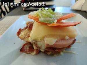 [P17] Restaurant Vila Alpin din Straja, Jud. Hunedoara, Vladostana de porc » foto by Dana2008
 - 
<span class="allrVoted glyphicon glyphicon-heart hidden" id="av1211793"></span>
<a class="m-l-10 hidden" id="sv1211793" onclick="voting_Foto_DelVot(,1211793,26697)" role="button">șterge vot <span class="glyphicon glyphicon-remove"></span></a>
<a id="v91211793" class=" c-red"  onclick="voting_Foto_SetVot(1211793)" role="button"><span class="glyphicon glyphicon-heart-empty"></span> <b>LIKE</b> = Votează poza</a> <img class="hidden"  id="f1211793W9" src="/imagini/loader.gif" border="0" /><span class="AjErrMes hidden" id="e1211793ErM"></span>