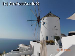 [P25] Moară de vânt din Oia » foto by irinad
 - 
<span class="allrVoted glyphicon glyphicon-heart hidden" id="av1211400"></span>
<a class="m-l-10 hidden" id="sv1211400" onclick="voting_Foto_DelVot(,1211400,26698)" role="button">șterge vot <span class="glyphicon glyphicon-remove"></span></a>
<a id="v91211400" class=" c-red"  onclick="voting_Foto_SetVot(1211400)" role="button"><span class="glyphicon glyphicon-heart-empty"></span> <b>LIKE</b> = Votează poza</a> <img class="hidden"  id="f1211400W9" src="/imagini/loader.gif" border="0" /><span class="AjErrMes hidden" id="e1211400ErM"></span>