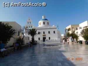 [P28] Biserica Panagia Platsani şi cea mai mare piaţă din orăşelul Oia » foto by irinad
 - 
<span class="allrVoted glyphicon glyphicon-heart hidden" id="av1211403"></span>
<a class="m-l-10 hidden" id="sv1211403" onclick="voting_Foto_DelVot(,1211403,26698)" role="button">șterge vot <span class="glyphicon glyphicon-remove"></span></a>
<a id="v91211403" class=" c-red"  onclick="voting_Foto_SetVot(1211403)" role="button"><span class="glyphicon glyphicon-heart-empty"></span> <b>LIKE</b> = Votează poza</a> <img class="hidden"  id="f1211403W9" src="/imagini/loader.gif" border="0" /><span class="AjErrMes hidden" id="e1211403ErM"></span>