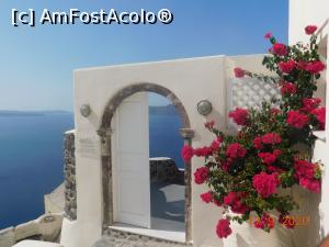 [P06] Poartă a unuia dintre hotelurile de lux din Oia » foto by irinad
 - 
<span class="allrVoted glyphicon glyphicon-heart hidden" id="av1211381"></span>
<a class="m-l-10 hidden" id="sv1211381" onclick="voting_Foto_DelVot(,1211381,26698)" role="button">șterge vot <span class="glyphicon glyphicon-remove"></span></a>
<a id="v91211381" class=" c-red"  onclick="voting_Foto_SetVot(1211381)" role="button"><span class="glyphicon glyphicon-heart-empty"></span> <b>LIKE</b> = Votează poza</a> <img class="hidden"  id="f1211381W9" src="/imagini/loader.gif" border="0" /><span class="AjErrMes hidden" id="e1211381ErM"></span>