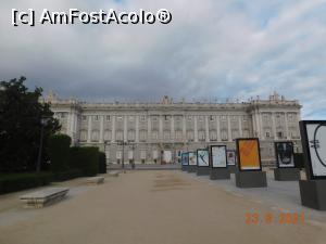 [P02] Palatul Regal din Madrid văzut din Plaza de Oriente » foto by irinad
 - 
<span class="allrVoted glyphicon glyphicon-heart hidden" id="av1283994"></span>
<a class="m-l-10 hidden" id="sv1283994" onclick="voting_Foto_DelVot(,1283994,26699)" role="button">șterge vot <span class="glyphicon glyphicon-remove"></span></a>
<a id="v91283994" class=" c-red"  onclick="voting_Foto_SetVot(1283994)" role="button"><span class="glyphicon glyphicon-heart-empty"></span> <b>LIKE</b> = Votează poza</a> <img class="hidden"  id="f1283994W9" src="/imagini/loader.gif" border="0" /><span class="AjErrMes hidden" id="e1283994ErM"></span>