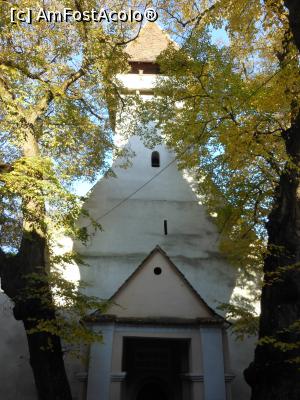 [P06] Cincșor - Biserica Evanghelică fortificată. Intrarea &icirc;n biserică. » foto by iulianic
 - 
<span class="allrVoted glyphicon glyphicon-heart hidden" id="av1339384"></span>
<a class="m-l-10 hidden" id="sv1339384" onclick="voting_Foto_DelVot(,1339384,26703)" role="button">șterge vot <span class="glyphicon glyphicon-remove"></span></a>
<a id="v91339384" class=" c-red"  onclick="voting_Foto_SetVot(1339384)" role="button"><span class="glyphicon glyphicon-heart-empty"></span> <b>LIKE</b> = Votează poza</a> <img class="hidden"  id="f1339384W9" src="/imagini/loader.gif" border="0" /><span class="AjErrMes hidden" id="e1339384ErM"></span>