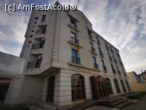 [P08] hotelul Europa » foto by pepsi70ro
 - 
<span class="allrVoted glyphicon glyphicon-heart hidden" id="av1213474"></span>
<a class="m-l-10 hidden" id="sv1213474" onclick="voting_Foto_DelVot(,1213474,26712)" role="button">șterge vot <span class="glyphicon glyphicon-remove"></span></a>
<a id="v91213474" class=" c-red"  onclick="voting_Foto_SetVot(1213474)" role="button"><span class="glyphicon glyphicon-heart-empty"></span> <b>LIKE</b> = Votează poza</a> <img class="hidden"  id="f1213474W9" src="/imagini/loader.gif" border="0" /><span class="AjErrMes hidden" id="e1213474ErM"></span>