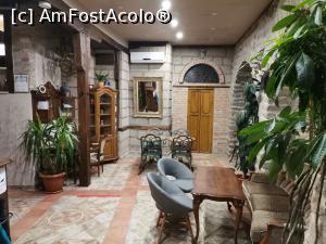 [P06] Zona de lobby » foto by Marius 72
 - 
<span class="allrVoted glyphicon glyphicon-heart hidden" id="av1214157"></span>
<a class="m-l-10 hidden" id="sv1214157" onclick="voting_Foto_DelVot(,1214157,26717)" role="button">șterge vot <span class="glyphicon glyphicon-remove"></span></a>
<a id="v91214157" class=" c-red"  onclick="voting_Foto_SetVot(1214157)" role="button"><span class="glyphicon glyphicon-heart-empty"></span> <b>LIKE</b> = Votează poza</a> <img class="hidden"  id="f1214157W9" src="/imagini/loader.gif" border="0" /><span class="AjErrMes hidden" id="e1214157ErM"></span>