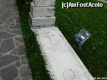 [P21] Mănăstirea Ciorogârla – Samurcășești, Lespedea familiei Samurcași. » foto by dannek
 - 
<span class="allrVoted glyphicon glyphicon-heart hidden" id="av143511"></span>
<a class="m-l-10 hidden" id="sv143511" onclick="voting_Foto_DelVot(,143511,26723)" role="button">șterge vot <span class="glyphicon glyphicon-remove"></span></a>
<a id="v9143511" class=" c-red"  onclick="voting_Foto_SetVot(143511)" role="button"><span class="glyphicon glyphicon-heart-empty"></span> <b>LIKE</b> = Votează poza</a> <img class="hidden"  id="f143511W9" src="/imagini/loader.gif" border="0" /><span class="AjErrMes hidden" id="e143511ErM"></span>