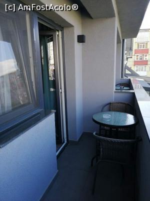 [P41] Pe balconul camerei » foto by MaraMura
 - 
<span class="allrVoted glyphicon glyphicon-heart hidden" id="av1298847"></span>
<a class="m-l-10 hidden" id="sv1298847" onclick="voting_Foto_DelVot(,1298847,26734)" role="button">șterge vot <span class="glyphicon glyphicon-remove"></span></a>
<a id="v91298847" class=" c-red"  onclick="voting_Foto_SetVot(1298847)" role="button"><span class="glyphicon glyphicon-heart-empty"></span> <b>LIKE</b> = Votează poza</a> <img class="hidden"  id="f1298847W9" src="/imagini/loader.gif" border="0" /><span class="AjErrMes hidden" id="e1298847ErM"></span>