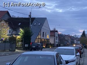 [P47] Hotel Subcarpaţi, Curtea de Argeş - vedere din stradă » foto by nicole33
 - 
<span class="allrVoted glyphicon glyphicon-heart hidden" id="av1414549"></span>
<a class="m-l-10 hidden" id="sv1414549" onclick="voting_Foto_DelVot(,1414549,26734)" role="button">șterge vot <span class="glyphicon glyphicon-remove"></span></a>
<a id="v91414549" class=" c-red"  onclick="voting_Foto_SetVot(1414549)" role="button"><span class="glyphicon glyphicon-heart-empty"></span> <b>LIKE</b> = Votează poza</a> <img class="hidden"  id="f1414549W9" src="/imagini/loader.gif" border="0" /><span class="AjErrMes hidden" id="e1414549ErM"></span>