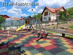 [P14] Locul de joacă pentru copii. » foto by maryka
 - 
<span class="allrVoted glyphicon glyphicon-heart hidden" id="av1301407"></span>
<a class="m-l-10 hidden" id="sv1301407" onclick="voting_Foto_DelVot(,1301407,26734)" role="button">șterge vot <span class="glyphicon glyphicon-remove"></span></a>
<a id="v91301407" class=" c-red"  onclick="voting_Foto_SetVot(1301407)" role="button"><span class="glyphicon glyphicon-heart-empty"></span> <b>LIKE</b> = Votează poza</a> <img class="hidden"  id="f1301407W9" src="/imagini/loader.gif" border="0" /><span class="AjErrMes hidden" id="e1301407ErM"></span>