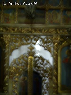 [P12] Mănăstirea Săraca - Biserica veche, catapeteasma, detaliu. » foto by iulianic
 - 
<span class="allrVoted glyphicon glyphicon-heart hidden" id="av1216997"></span>
<a class="m-l-10 hidden" id="sv1216997" onclick="voting_Foto_DelVot(,1216997,26738)" role="button">șterge vot <span class="glyphicon glyphicon-remove"></span></a>
<a id="v91216997" class=" c-red"  onclick="voting_Foto_SetVot(1216997)" role="button"><span class="glyphicon glyphicon-heart-empty"></span> <b>LIKE</b> = Votează poza</a> <img class="hidden"  id="f1216997W9" src="/imagini/loader.gif" border="0" /><span class="AjErrMes hidden" id="e1216997ErM"></span>