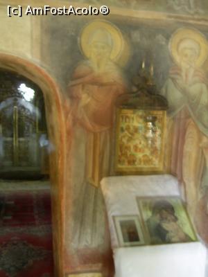 [P16] Mănăstirea Săraca - Biserica veche, interior. » foto by iulianic
 - 
<span class="allrVoted glyphicon glyphicon-heart hidden" id="av1217001"></span>
<a class="m-l-10 hidden" id="sv1217001" onclick="voting_Foto_DelVot(,1217001,26738)" role="button">șterge vot <span class="glyphicon glyphicon-remove"></span></a>
<a id="v91217001" class=" c-red"  onclick="voting_Foto_SetVot(1217001)" role="button"><span class="glyphicon glyphicon-heart-empty"></span> <b>LIKE</b> = Votează poza</a> <img class="hidden"  id="f1217001W9" src="/imagini/loader.gif" border="0" /><span class="AjErrMes hidden" id="e1217001ErM"></span>