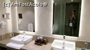 [P08] baia cu doua chiuvete si consumabile de calitate » foto by elenaadina
 - 
<span class="allrVoted glyphicon glyphicon-heart hidden" id="av1299587"></span>
<a class="m-l-10 hidden" id="sv1299587" onclick="voting_Foto_DelVot(,1299587,26752)" role="button">șterge vot <span class="glyphicon glyphicon-remove"></span></a>
<a id="v91299587" class=" c-red"  onclick="voting_Foto_SetVot(1299587)" role="button"><span class="glyphicon glyphicon-heart-empty"></span> <b>LIKE</b> = Votează poza</a> <img class="hidden"  id="f1299587W9" src="/imagini/loader.gif" border="0" /><span class="AjErrMes hidden" id="e1299587ErM"></span>