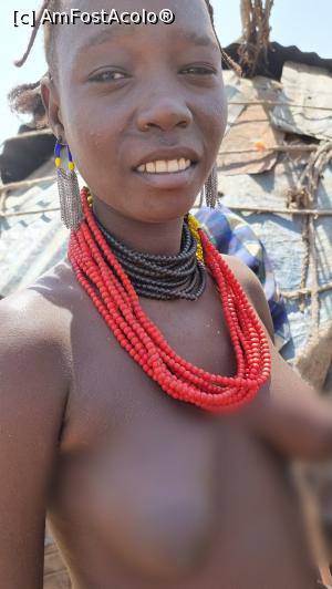 [P05] femeie Dassanech » foto by robert
 - 
<span class="allrVoted glyphicon glyphicon-heart hidden" id="av1223354"></span>
<a class="m-l-10 hidden" id="sv1223354" onclick="voting_Foto_DelVot(,1223354,26770)" role="button">șterge vot <span class="glyphicon glyphicon-remove"></span></a>
<a id="v91223354" class=" c-red"  onclick="voting_Foto_SetVot(1223354)" role="button"><span class="glyphicon glyphicon-heart-empty"></span> <b>LIKE</b> = Votează poza</a> <img class="hidden"  id="f1223354W9" src="/imagini/loader.gif" border="0" /><span class="AjErrMes hidden" id="e1223354ErM"></span>