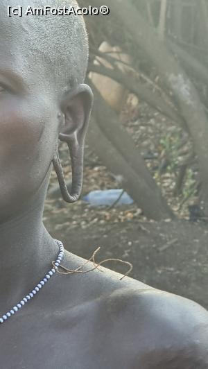 [P11] ureche stil Mursi » foto by robert
 - 
<span class="allrVoted glyphicon glyphicon-heart hidden" id="av1224199"></span>
<a class="m-l-10 hidden" id="sv1224199" onclick="voting_Foto_DelVot(,1224199,26770)" role="button">șterge vot <span class="glyphicon glyphicon-remove"></span></a>
<a id="v91224199" class=" c-red"  onclick="voting_Foto_SetVot(1224199)" role="button"><span class="glyphicon glyphicon-heart-empty"></span> <b>LIKE</b> = Votează poza</a> <img class="hidden"  id="f1224199W9" src="/imagini/loader.gif" border="0" /><span class="AjErrMes hidden" id="e1224199ErM"></span>