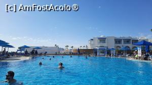 [P13] piscina adultilor si din cand in cand si a copiilor » foto by artemisa24
 - 
<span class="allrVoted glyphicon glyphicon-heart hidden" id="av1515048"></span>
<a class="m-l-10 hidden" id="sv1515048" onclick="voting_Foto_DelVot(,1515048,26773)" role="button">șterge vot <span class="glyphicon glyphicon-remove"></span></a>
<a id="v91515048" class=" c-red"  onclick="voting_Foto_SetVot(1515048)" role="button"><span class="glyphicon glyphicon-heart-empty"></span> <b>LIKE</b> = Votează poza</a> <img class="hidden"  id="f1515048W9" src="/imagini/loader.gif" border="0" /><span class="AjErrMes hidden" id="e1515048ErM"></span>