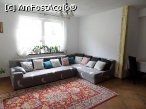 [P05] Spațiul de relaxare din living. » foto by Safta Radu
 - 
<span class="allrVoted glyphicon glyphicon-heart hidden" id="av1221435"></span>
<a class="m-l-10 hidden" id="sv1221435" onclick="voting_Foto_DelVot(,1221435,26780)" role="button">șterge vot <span class="glyphicon glyphicon-remove"></span></a>
<a id="v91221435" class=" c-red"  onclick="voting_Foto_SetVot(1221435)" role="button"><span class="glyphicon glyphicon-heart-empty"></span> <b>LIKE</b> = Votează poza</a> <img class="hidden"  id="f1221435W9" src="/imagini/loader.gif" border="0" /><span class="AjErrMes hidden" id="e1221435ErM"></span>