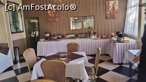 [P03] restaurantul pregătit de md » foto by robert
 - 
<span class="allrVoted glyphicon glyphicon-heart hidden" id="av1221550"></span>
<a class="m-l-10 hidden" id="sv1221550" onclick="voting_Foto_DelVot(,1221550,26783)" role="button">șterge vot <span class="glyphicon glyphicon-remove"></span></a>
<a id="v91221550" class=" c-red"  onclick="voting_Foto_SetVot(1221550)" role="button"><span class="glyphicon glyphicon-heart-empty"></span> <b>LIKE</b> = Votează poza</a> <img class="hidden"  id="f1221550W9" src="/imagini/loader.gif" border="0" /><span class="AjErrMes hidden" id="e1221550ErM"></span>