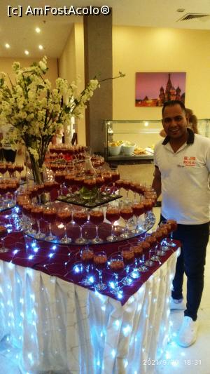 [P24] in ultima seara am avut un fel de

,, sangria" » foto by viorelgeorgescu
 - 
<span class="allrVoted glyphicon glyphicon-heart hidden" id="av1260027"></span>
<a class="m-l-10 hidden" id="sv1260027" onclick="voting_Foto_DelVot(,1260027,26784)" role="button">șterge vot <span class="glyphicon glyphicon-remove"></span></a>
<a id="v91260027" class=" c-red"  onclick="voting_Foto_SetVot(1260027)" role="button"><span class="glyphicon glyphicon-heart-empty"></span> <b>LIKE</b> = Votează poza</a> <img class="hidden"  id="f1260027W9" src="/imagini/loader.gif" border="0" /><span class="AjErrMes hidden" id="e1260027ErM"></span>