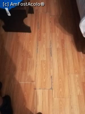 [P01] parchet 4 stele » foto by delia1
 - 
<span class="allrVoted glyphicon glyphicon-heart hidden" id="av1221579"></span>
<a class="m-l-10 hidden" id="sv1221579" onclick="voting_Foto_DelVot(,1221579,26784)" role="button">șterge vot <span class="glyphicon glyphicon-remove"></span></a>
<a id="v91221579" class=" c-red"  onclick="voting_Foto_SetVot(1221579)" role="button"><span class="glyphicon glyphicon-heart-empty"></span> <b>LIKE</b> = Votează poza</a> <img class="hidden"  id="f1221579W9" src="/imagini/loader.gif" border="0" /><span class="AjErrMes hidden" id="e1221579ErM"></span>