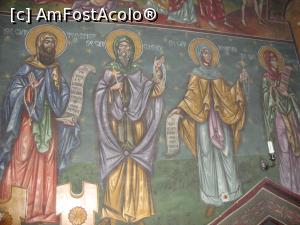 [P29] Biserica fostei mănăstiri Mera - portrete de sfinți din interiorul bisericii.  » foto by Floryn81
 - 
<span class="allrVoted glyphicon glyphicon-heart hidden" id="av743173"></span>
<a class="m-l-10 hidden" id="sv743173" onclick="voting_Foto_DelVot(,743173,26832)" role="button">șterge vot <span class="glyphicon glyphicon-remove"></span></a>
<a id="v9743173" class=" c-red"  onclick="voting_Foto_SetVot(743173)" role="button"><span class="glyphicon glyphicon-heart-empty"></span> <b>LIKE</b> = Votează poza</a> <img class="hidden"  id="f743173W9" src="/imagini/loader.gif" border="0" /><span class="AjErrMes hidden" id="e743173ErM"></span>
