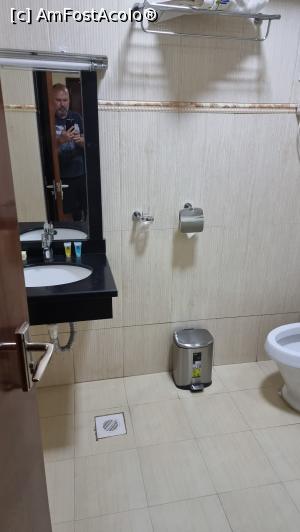 [P10] prin camera de hotel » foto by robert
 - 
<span class="allrVoted glyphicon glyphicon-heart hidden" id="av1231651"></span>
<a class="m-l-10 hidden" id="sv1231651" onclick="voting_Foto_DelVot(,1231651,26869)" role="button">șterge vot <span class="glyphicon glyphicon-remove"></span></a>
<a id="v91231651" class=" c-red"  onclick="voting_Foto_SetVot(1231651)" role="button"><span class="glyphicon glyphicon-heart-empty"></span> <b>LIKE</b> = Votează poza</a> <img class="hidden"  id="f1231651W9" src="/imagini/loader.gif" border="0" /><span class="AjErrMes hidden" id="e1231651ErM"></span>