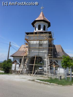 [P01] Mănăstirea Sihastru - Clopotnița în renovare. » foto by iulianic
 - 
<span class="allrVoted glyphicon glyphicon-heart hidden" id="av1232102"></span>
<a class="m-l-10 hidden" id="sv1232102" onclick="voting_Foto_DelVot(,1232102,26872)" role="button">șterge vot <span class="glyphicon glyphicon-remove"></span></a>
<a id="v91232102" class=" c-red"  onclick="voting_Foto_SetVot(1232102)" role="button"><span class="glyphicon glyphicon-heart-empty"></span> <b>LIKE</b> = Votează poza</a> <img class="hidden"  id="f1232102W9" src="/imagini/loader.gif" border="0" /><span class="AjErrMes hidden" id="e1232102ErM"></span>