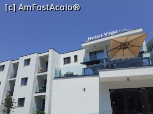 [P04] Hotelul "alb" » foto by FrancescaClara
 - 
<span class="allrVoted glyphicon glyphicon-heart hidden" id="av1237907"></span>
<a class="m-l-10 hidden" id="sv1237907" onclick="voting_Foto_DelVot(,1237907,26896)" role="button">șterge vot <span class="glyphicon glyphicon-remove"></span></a>
<a id="v91237907" class=" c-red"  onclick="voting_Foto_SetVot(1237907)" role="button"><span class="glyphicon glyphicon-heart-empty"></span> <b>LIKE</b> = Votează poza</a> <img class="hidden"  id="f1237907W9" src="/imagini/loader.gif" border="0" /><span class="AjErrMes hidden" id="e1237907ErM"></span>