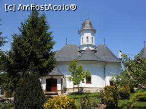 [P03] Mănăstirea Buciumeni - Biserica mare, latura sudică. » foto by iulianic
 - 
<span class="allrVoted glyphicon glyphicon-heart hidden" id="av1235529"></span>
<a class="m-l-10 hidden" id="sv1235529" onclick="voting_Foto_DelVot(,1235529,26901)" role="button">șterge vot <span class="glyphicon glyphicon-remove"></span></a>
<a id="v91235529" class=" c-red"  onclick="voting_Foto_SetVot(1235529)" role="button"><span class="glyphicon glyphicon-heart-empty"></span> <b>LIKE</b> = Votează poza</a> <img class="hidden"  id="f1235529W9" src="/imagini/loader.gif" border="0" /><span class="AjErrMes hidden" id="e1235529ErM"></span>