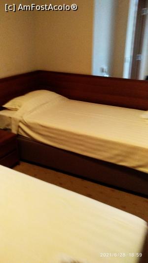 [P22] Hotel Ambasador Scopie » foto by viorelgeorgescu
 - 
<span class="allrVoted glyphicon glyphicon-heart hidden" id="av1237497"></span>
<a class="m-l-10 hidden" id="sv1237497" onclick="voting_Foto_DelVot(,1237497,26919)" role="button">șterge vot <span class="glyphicon glyphicon-remove"></span></a>
<a id="v91237497" class=" c-red"  onclick="voting_Foto_SetVot(1237497)" role="button"><span class="glyphicon glyphicon-heart-empty"></span> <b>LIKE</b> = Votează poza</a> <img class="hidden"  id="f1237497W9" src="/imagini/loader.gif" border="0" /><span class="AjErrMes hidden" id="e1237497ErM"></span>