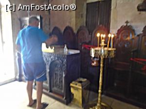 [P19] Mănăstirea Toplou - în biserică » foto by Carmen Ion
 - 
<span class="allrVoted glyphicon glyphicon-heart hidden" id="av1237957"></span>
<a class="m-l-10 hidden" id="sv1237957" onclick="voting_Foto_DelVot(,1237957,26923)" role="button">șterge vot <span class="glyphicon glyphicon-remove"></span></a>
<a id="v91237957" class=" c-red"  onclick="voting_Foto_SetVot(1237957)" role="button"><span class="glyphicon glyphicon-heart-empty"></span> <b>LIKE</b> = Votează poza</a> <img class="hidden"  id="f1237957W9" src="/imagini/loader.gif" border="0" /><span class="AjErrMes hidden" id="e1237957ErM"></span>