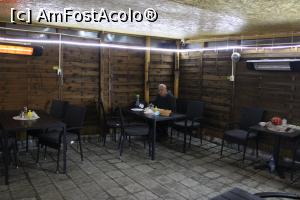 [P02] Medgidia, Bistroul „Bucătăria lui Dan”, Sala în care am mâncat, prima sală de la intrare în local.... » foto by mprofeanu
 - 
<span class="allrVoted glyphicon glyphicon-heart hidden" id="av1238546"></span>
<a class="m-l-10 hidden" id="sv1238546" onclick="voting_Foto_DelVot(,1238546,26927)" role="button">șterge vot <span class="glyphicon glyphicon-remove"></span></a>
<a id="v91238546" class=" c-red"  onclick="voting_Foto_SetVot(1238546)" role="button"><span class="glyphicon glyphicon-heart-empty"></span> <b>LIKE</b> = Votează poza</a> <img class="hidden"  id="f1238546W9" src="/imagini/loader.gif" border="0" /><span class="AjErrMes hidden" id="e1238546ErM"></span>