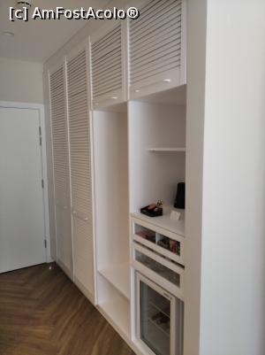 [P05] Holul cu minibar-contra cost, fierbător,cafea,ceai » foto by stefan.b
 - 
<span class="allrVoted glyphicon glyphicon-heart hidden" id="av1239551"></span>
<a class="m-l-10 hidden" id="sv1239551" onclick="voting_Foto_DelVot(,1239551,26935)" role="button">șterge vot <span class="glyphicon glyphicon-remove"></span></a>
<a id="v91239551" class=" c-red"  onclick="voting_Foto_SetVot(1239551)" role="button"><span class="glyphicon glyphicon-heart-empty"></span> <b>LIKE</b> = Votează poza</a> <img class="hidden"  id="f1239551W9" src="/imagini/loader.gif" border="0" /><span class="AjErrMes hidden" id="e1239551ErM"></span>