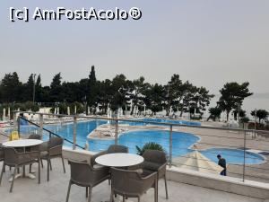 [P06] Piscina hotelului » foto by LV
 - 
<span class="allrVoted glyphicon glyphicon-heart hidden" id="av1240009"></span>
<a class="m-l-10 hidden" id="sv1240009" onclick="voting_Foto_DelVot(,1240009,26940)" role="button">șterge vot <span class="glyphicon glyphicon-remove"></span></a>
<a id="v91240009" class=" c-red"  onclick="voting_Foto_SetVot(1240009)" role="button"><span class="glyphicon glyphicon-heart-empty"></span> <b>LIKE</b> = Votează poza</a> <img class="hidden"  id="f1240009W9" src="/imagini/loader.gif" border="0" /><span class="AjErrMes hidden" id="e1240009ErM"></span>