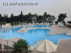 [P07] Piscina hotelului » foto by LV
 - 
<span class="allrVoted glyphicon glyphicon-heart hidden" id="av1240010"></span>
<a class="m-l-10 hidden" id="sv1240010" onclick="voting_Foto_DelVot(,1240010,26940)" role="button">șterge vot <span class="glyphicon glyphicon-remove"></span></a>
<a id="v91240010" class=" c-red"  onclick="voting_Foto_SetVot(1240010)" role="button"><span class="glyphicon glyphicon-heart-empty"></span> <b>LIKE</b> = Votează poza</a> <img class="hidden"  id="f1240010W9" src="/imagini/loader.gif" border="0" /><span class="AjErrMes hidden" id="e1240010ErM"></span>