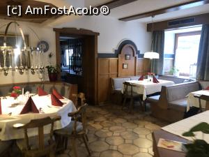 [P18] Ertlhof Hotel - prin hotel » foto by mishu
 - 
<span class="allrVoted glyphicon glyphicon-heart hidden" id="av1312255"></span>
<a class="m-l-10 hidden" id="sv1312255" onclick="voting_Foto_DelVot(,1312255,26945)" role="button">șterge vot <span class="glyphicon glyphicon-remove"></span></a>
<a id="v91312255" class=" c-red"  onclick="voting_Foto_SetVot(1312255)" role="button"><span class="glyphicon glyphicon-heart-empty"></span> <b>LIKE</b> = Votează poza</a> <img class="hidden"  id="f1312255W9" src="/imagini/loader.gif" border="0" /><span class="AjErrMes hidden" id="e1312255ErM"></span>