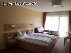 [P05] Ertlhof Hotel - camera nr 1, patul era fix pe gustul meu » foto by mishu
 - 
<span class="allrVoted glyphicon glyphicon-heart hidden" id="av1312242"></span>
<a class="m-l-10 hidden" id="sv1312242" onclick="voting_Foto_DelVot(,1312242,26945)" role="button">șterge vot <span class="glyphicon glyphicon-remove"></span></a>
<a id="v91312242" class=" c-red"  onclick="voting_Foto_SetVot(1312242)" role="button"><span class="glyphicon glyphicon-heart-empty"></span> <b>LIKE</b> = Votează poza</a> <img class="hidden"  id="f1312242W9" src="/imagini/loader.gif" border="0" /><span class="AjErrMes hidden" id="e1312242ErM"></span>