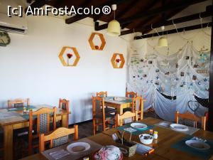 [P27] Un colț din sala de mic dejun » foto by crismis
 - 
<span class="allrVoted glyphicon glyphicon-heart hidden" id="av1240778"></span>
<a class="m-l-10 hidden" id="sv1240778" onclick="voting_Foto_DelVot(,1240778,26949)" role="button">șterge vot <span class="glyphicon glyphicon-remove"></span></a>
<a id="v91240778" class=" c-red"  onclick="voting_Foto_SetVot(1240778)" role="button"><span class="glyphicon glyphicon-heart-empty"></span> <b>LIKE</b> = Votează poza</a> <img class="hidden"  id="f1240778W9" src="/imagini/loader.gif" border="0" /><span class="AjErrMes hidden" id="e1240778ErM"></span>