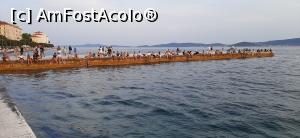 [P11] Pe un ponton de pe Riva, principala promenadă din Zadar » foto by irinad
 - 
<span class="allrVoted glyphicon glyphicon-heart hidden" id="av1242590"></span>
<a class="m-l-10 hidden" id="sv1242590" onclick="voting_Foto_DelVot(,1242590,26968)" role="button">șterge vot <span class="glyphicon glyphicon-remove"></span></a>
<a id="v91242590" class=" c-red"  onclick="voting_Foto_SetVot(1242590)" role="button"><span class="glyphicon glyphicon-heart-empty"></span> <b>LIKE</b> = Votează poza</a> <img class="hidden"  id="f1242590W9" src="/imagini/loader.gif" border="0" /><span class="AjErrMes hidden" id="e1242590ErM"></span>