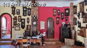 [P19] colecția de orologii » foto by robert
 - 
<span class="allrVoted glyphicon glyphicon-heart hidden" id="av1244433"></span>
<a class="m-l-10 hidden" id="sv1244433" onclick="voting_Foto_DelVot(,1244433,26991)" role="button">șterge vot <span class="glyphicon glyphicon-remove"></span></a>
<a id="v91244433" class=" c-red"  onclick="voting_Foto_SetVot(1244433)" role="button"><span class="glyphicon glyphicon-heart-empty"></span> <b>LIKE</b> = Votează poza</a> <img class="hidden"  id="f1244433W9" src="/imagini/loader.gif" border="0" /><span class="AjErrMes hidden" id="e1244433ErM"></span>